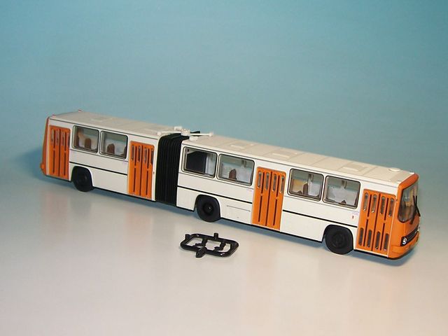 Ikarus 280.02 Gelenkbus, hellefenbein/orange (BRE 59727)
