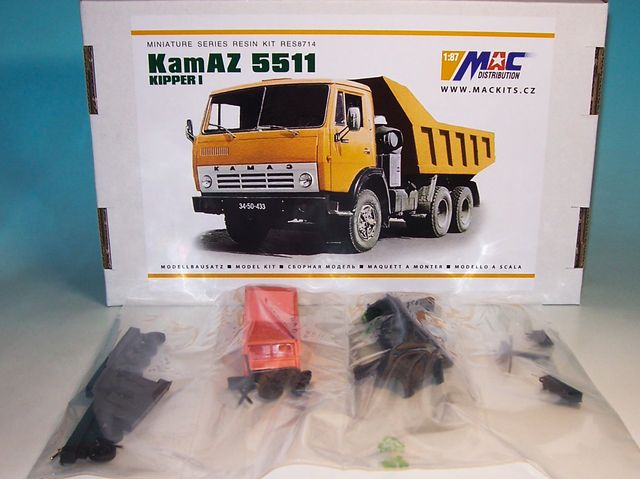 KamAZ-5511  kurzes FH  3a. Muldenkipper 1 (Bausatz) (MAC RES8714)