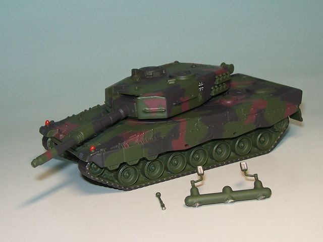 Kampfpanzer (Leopard 2A1) Bundeswehr, Fleckt. (SCU 45 266 6300)
